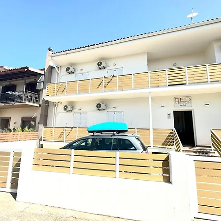 בית הארחה Bed And איפסוס