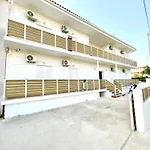 Bed And בית הארחה 3*